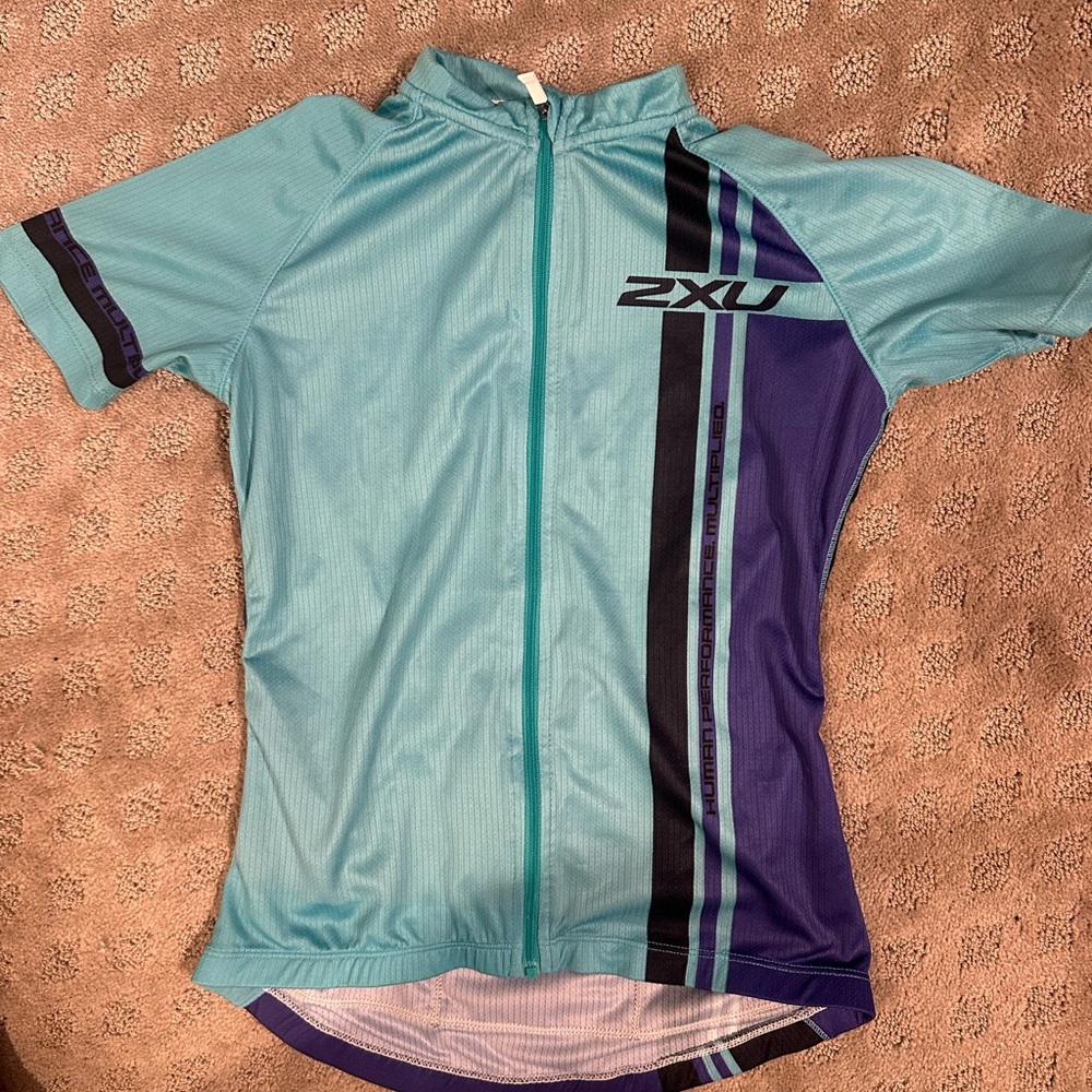 2XU women’s cycling jersey shirt